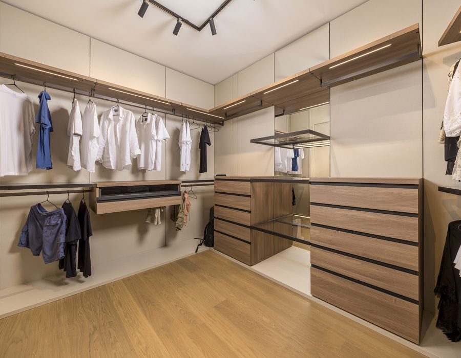 Prostrana garderoba - Villa Ella